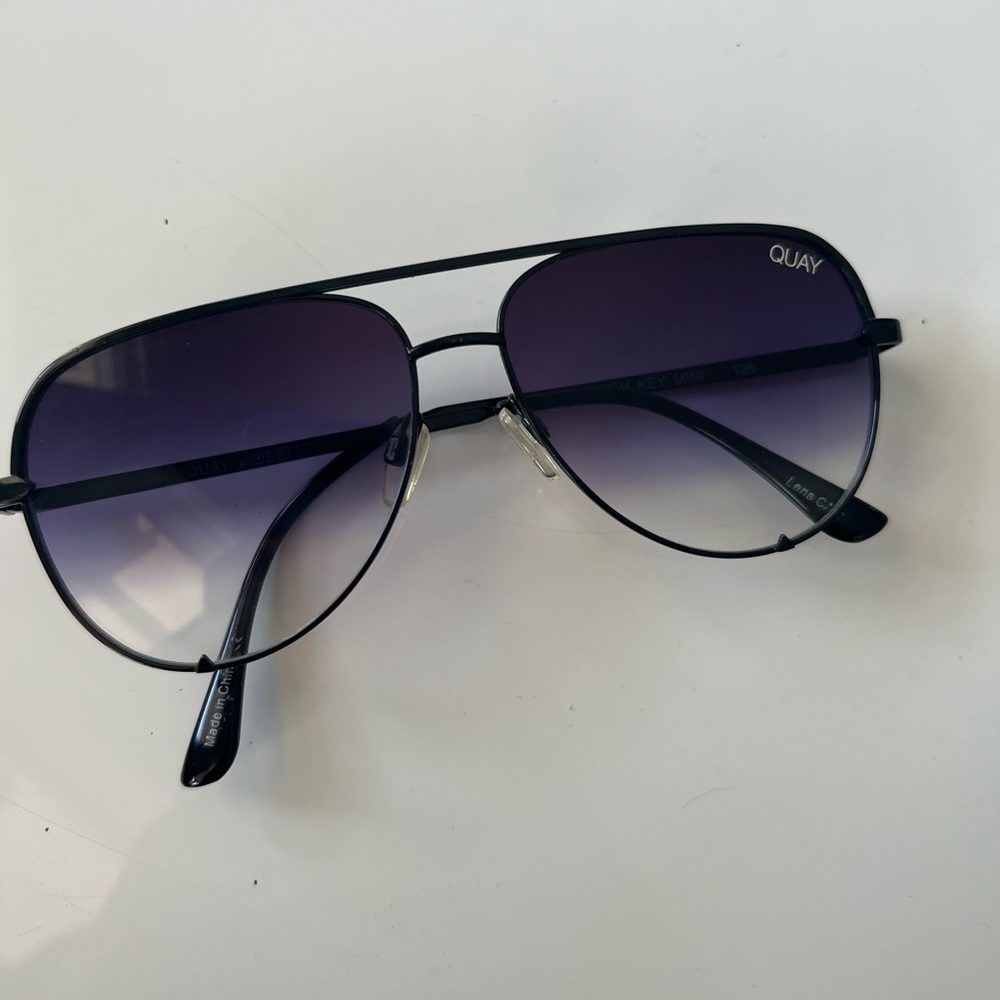 Quay Australia HIGH KEY black fade sunglasses
